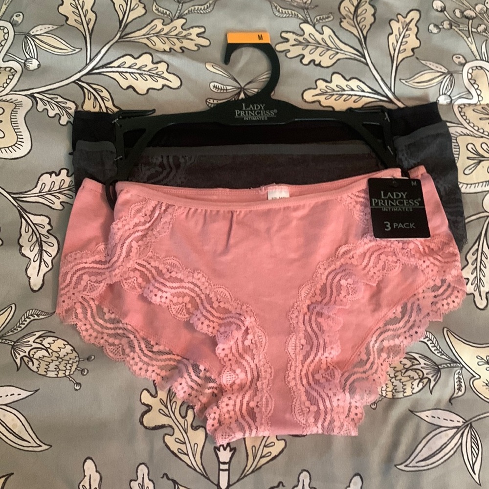 NWT underwear 3-pack.  Size M